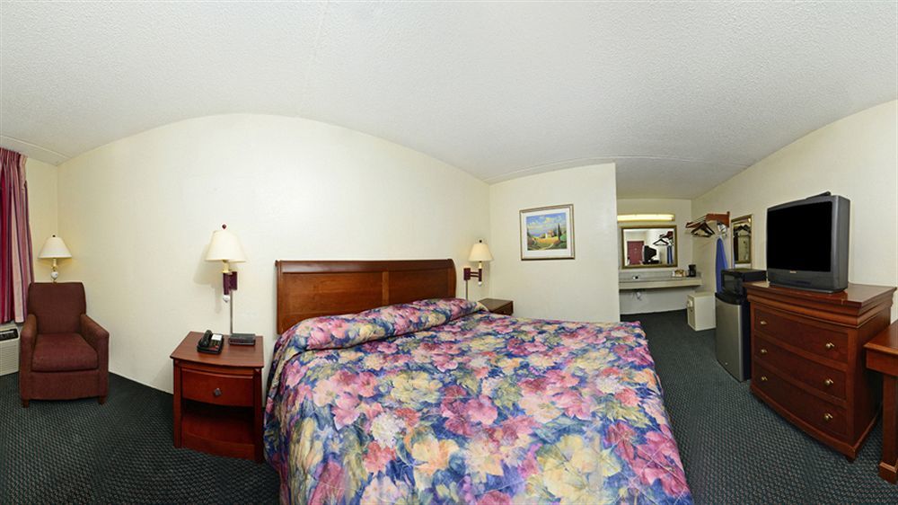 Americas Best Value Inn Cullman Exterior foto